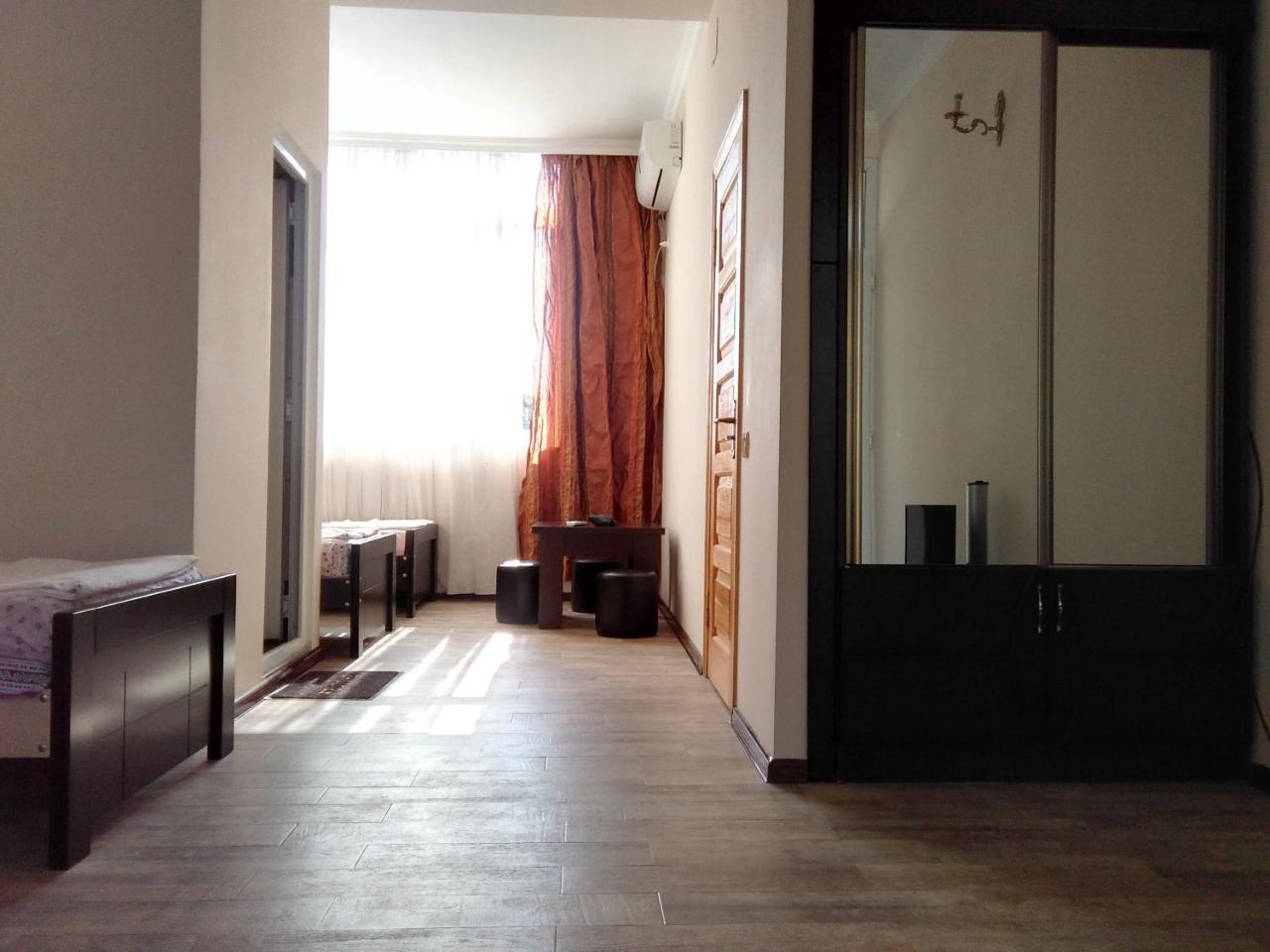 Str.Agmashenebeli 548 Hotel Kobuleti Eksteriør billede
