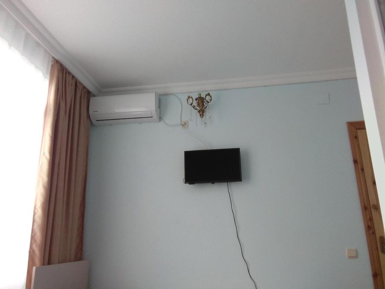 Str.Agmashenebeli 548 Hotel Kobuleti Eksteriør billede
