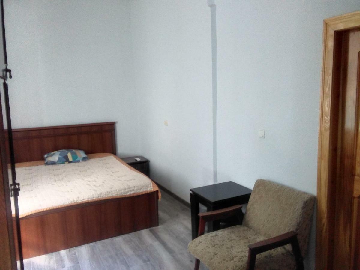 Str.Agmashenebeli 548 Hotel Kobuleti Eksteriør billede