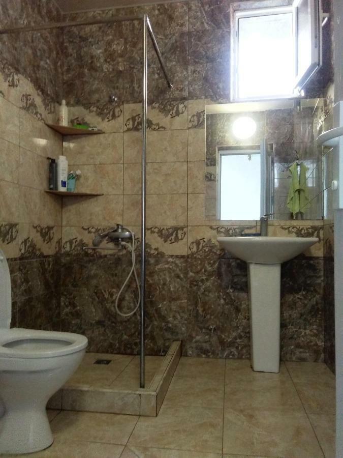 Str.Agmashenebeli 548 Hotel Kobuleti Eksteriør billede